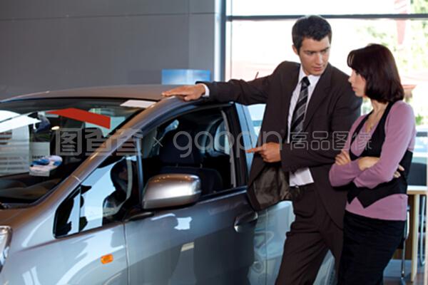 驾驭未来 全方位解读汽车特点，助力您的明智之选